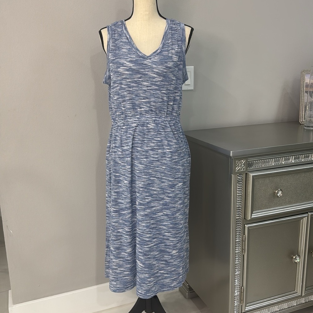 Christopher Banks Blue and White Sleeveless Midi Dress.  Sz L